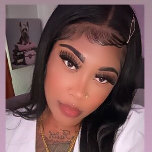 Meet your Posher, Favvv